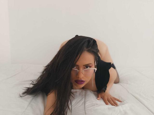 BellaSmithX69 - сексуальная веб-камера в реальном времени - 19219454