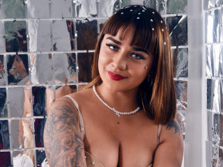 IrinaBrooks - Live porn &amp; sex cam - 19229682