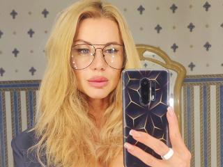 MilaAxel - Live porn &amp; sex cam - 19235538