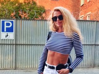 MilaAxel - Sexe cam en vivo - 19235550