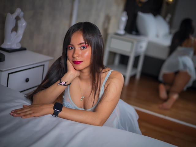 HollyWhite - Sexe cam en vivo - 19240218