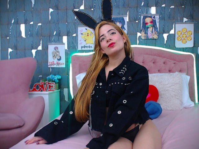 MissaYagamii - Porno na żywo i seks kamera - 19243682