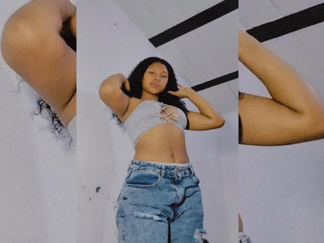 EmmaRiicco - Live porn &amp; sex cam - 19246158