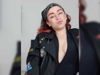 SharonGinebra - Live porn &amp; sex cam - 19252734