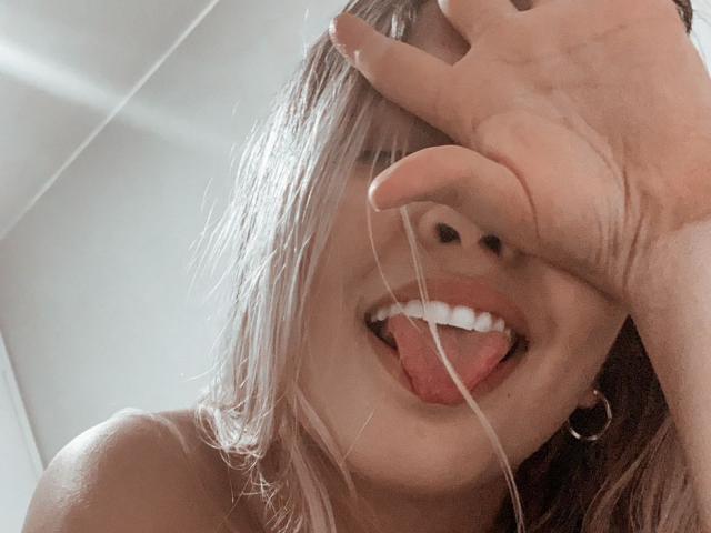 ValeryMansson - Live porn &amp; sex cam - 19259294