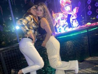 KimMillerAndSusani - Live porn &amp; sex cam - 19261994