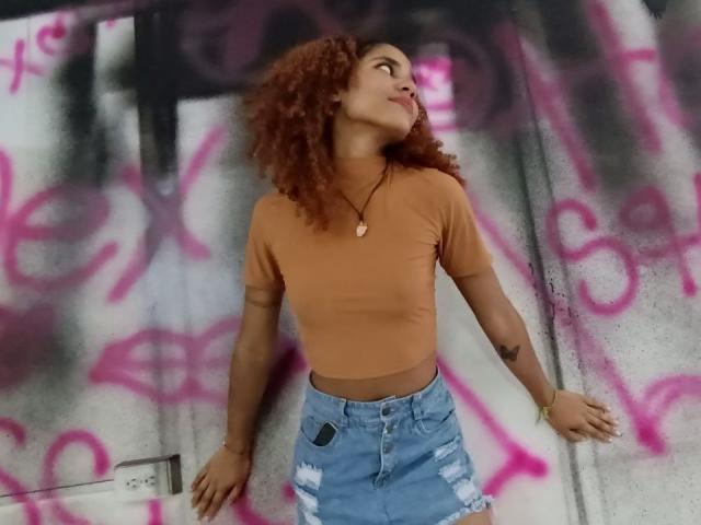 CinthiaWalker - Live porn &amp; sex cam - 19262430