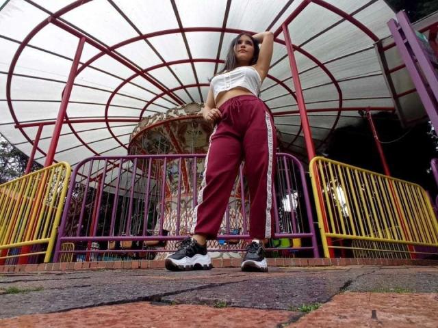 AbrilThomas - Live porn &amp; sex cam - 19263578