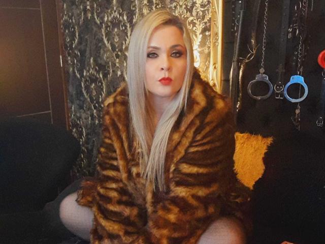 VictoriiaGray - Live porn &amp; sex cam - 19270810