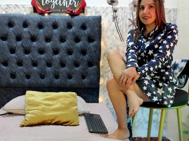 AdelaShery - Live porn &amp; sex cam - 19272034