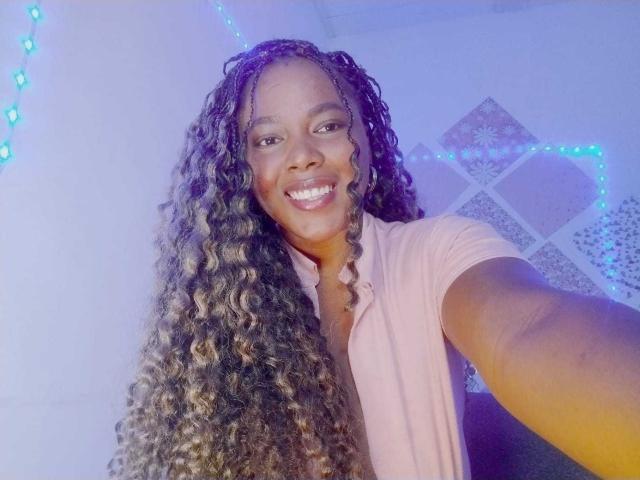 EmiraHot - Live sex cam - 19274330