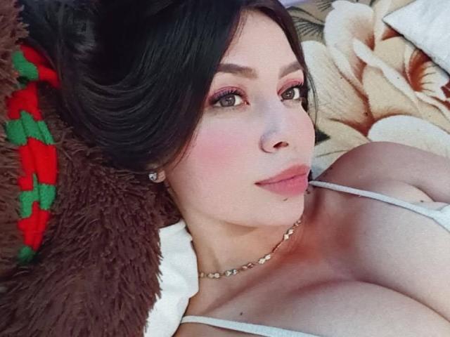 LaurynMartines - Porno na żywo i seks kamera - 19279462