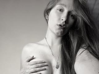 MeganBleid - Live porn &amp; sex cam - 19286230