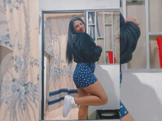 EmmaRiicco - Live porn &amp; sex cam - 19287482