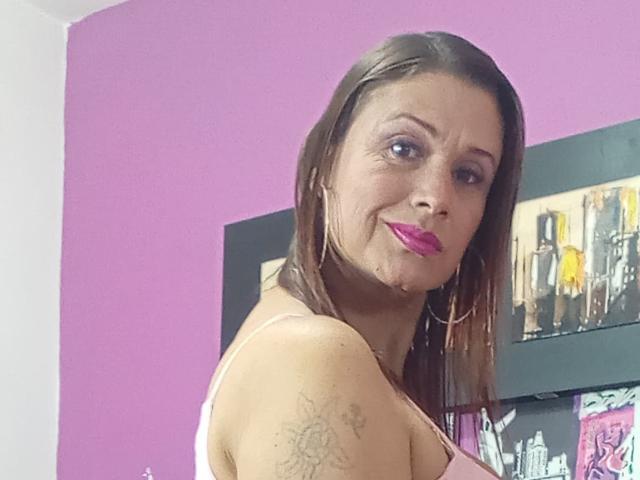 BarbaraJonez - Live porn &amp; sex cam - 19290410