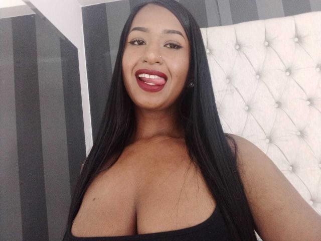 LauriyDubois - Live porno og sexkamera - 19296318