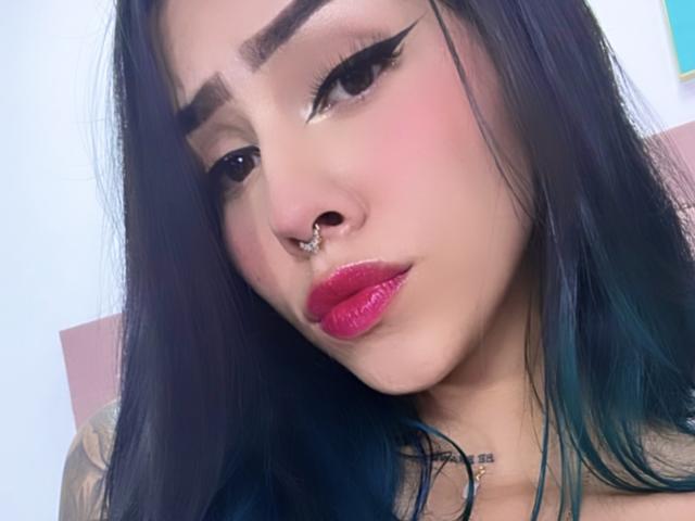 EmilieeSanchez - Sexe cam en vivo - 19297134