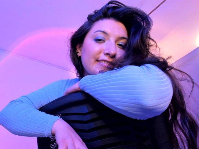 DulceLillium - פורנו בשידור חי ומצלמת סקס - 19297198