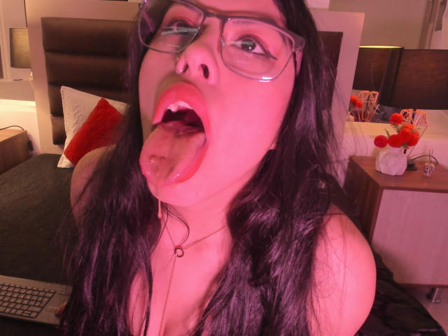 ElaiaBakerr - Live porn &amp; sex cam - 19298322