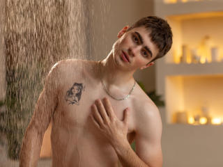 ChritianRoss - Live porn &amp; sex cam - 19298658