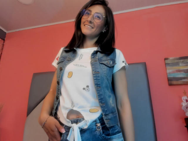 SharisWillian - Live porn &amp; sex cam - 19298770