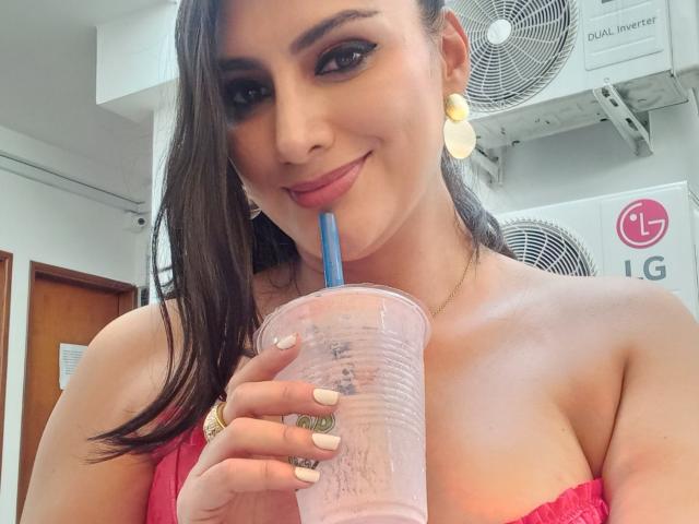 JuliaRobinson - Live porn &amp; sex cam - 19299846