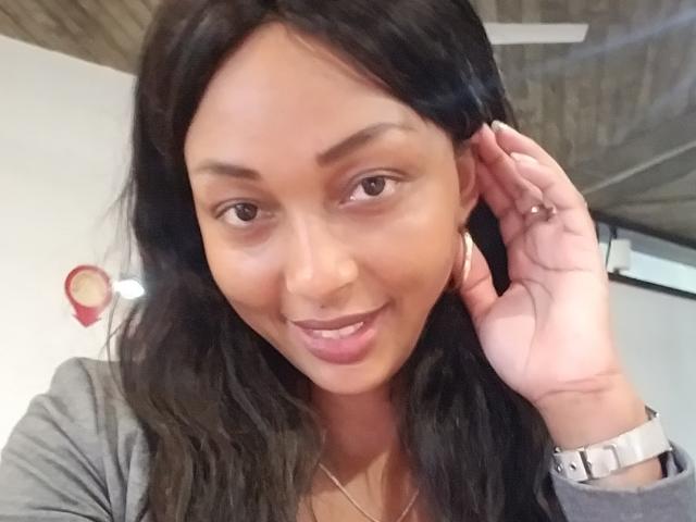 Tissme69 - сексуальная веб-камера в реальном времени - 19301570