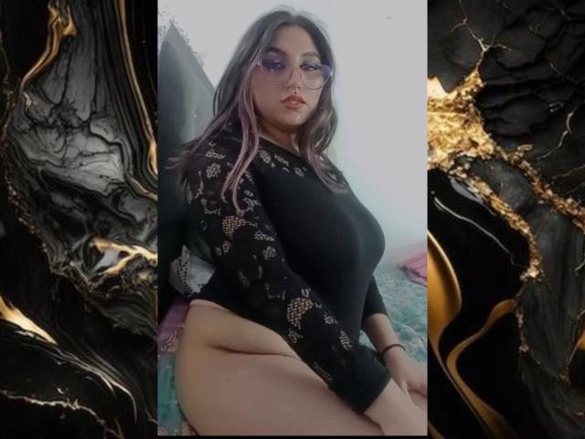 AlejaLoaizaa - Live Sex Cam - 19303170