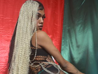 StrawberryCambell69 - Live porn &amp; sex cam - 19305546