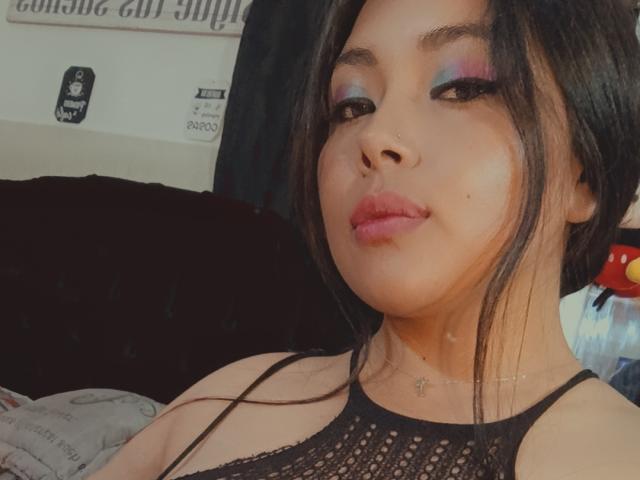 KristenJanelle - Live Sex Cam - 19312770