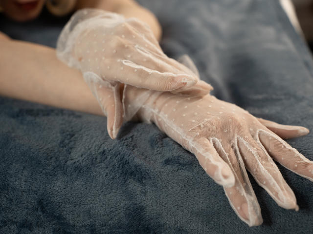 EdnaWine - Live porn &amp; sex cam - 19320542