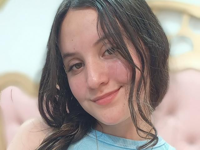 ChloeDulce - Porno na żywo i seks kamera - 19321386