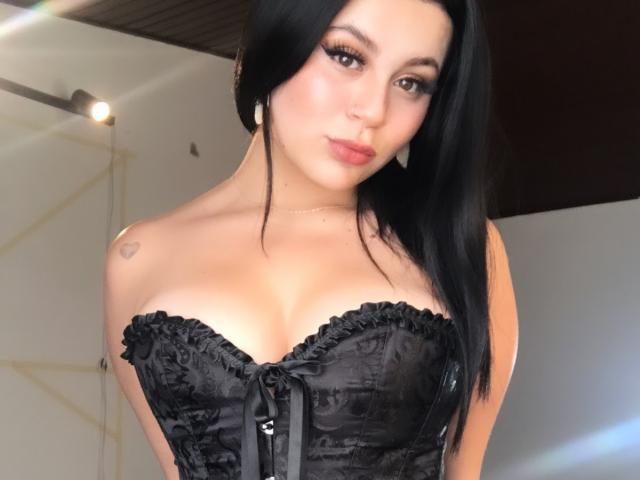 ShantallParis - Live Sex Cam - 19322354