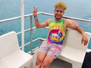 KalinDangerousCock - Live porn &amp; sex cam - 19322622