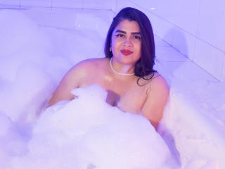 EmilyBoobss - Live porn &amp; sex cam - 19323286
