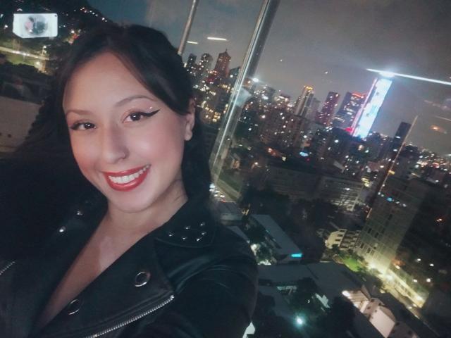 AmyHarriis - Live porn &amp; sex cam - 19326386