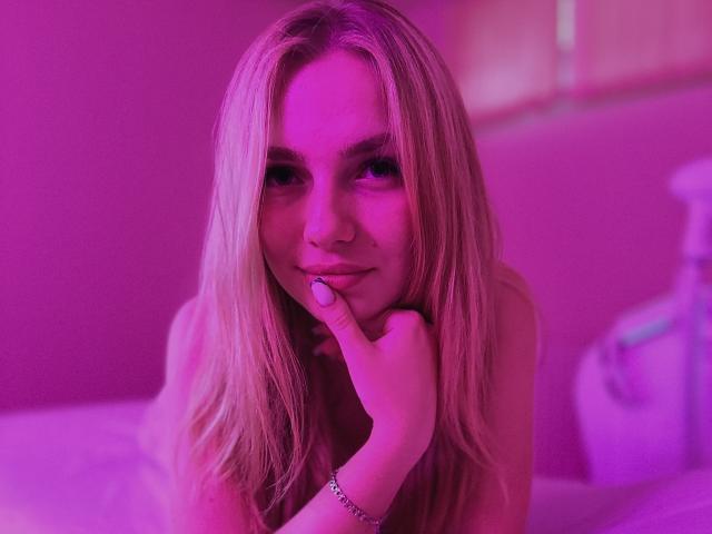 MariellaLiu - Live porn &amp; sex cam - 19326762