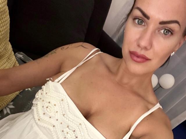 MissNoa - Live porn &amp; sex cam - 19327906