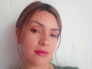 PrincessBellissima - Live porn &amp; sex cam - 19332990