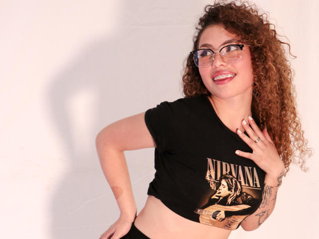 DominicQueen - Live porn &amp; sex cam - 19335638