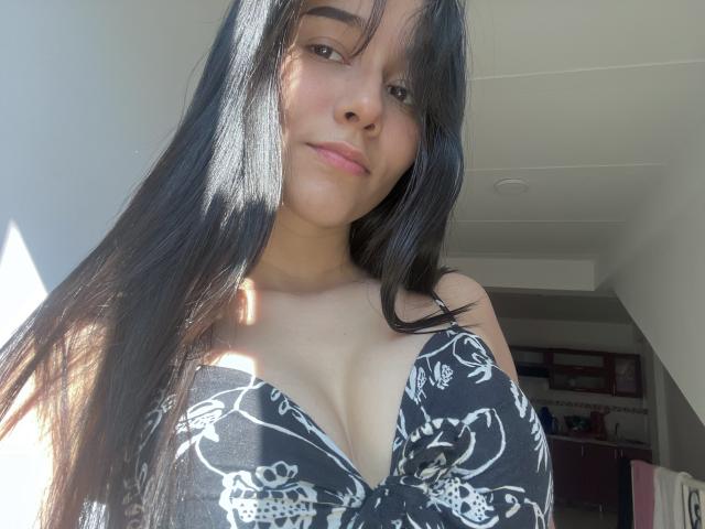 DeisyWest - Live porn &amp; sex cam - 19337026