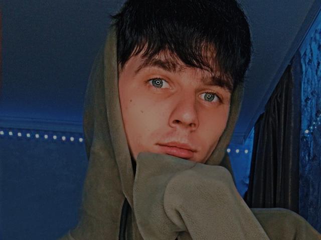 GlenBrittney - Live porn &amp; sex cam - 19337950