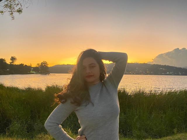 AtheneaRossi - Live porn &amp; sex cam - 19342086