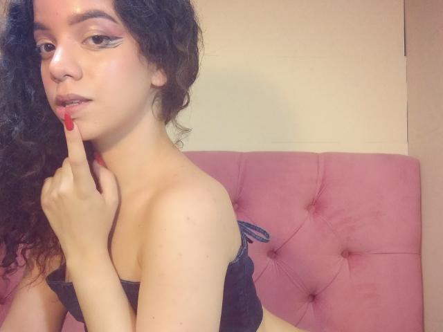 CamiEvans - сексуальная веб-камера в реальном времени - 19344630