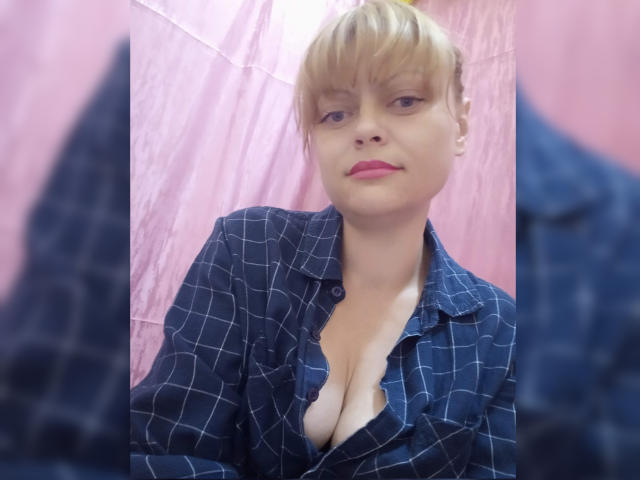 LindaRoutz - Sexe cam en vivo - 19345538