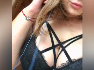 AliviiaGrace - сексуальная веб-камера в реальном времени - 19345962