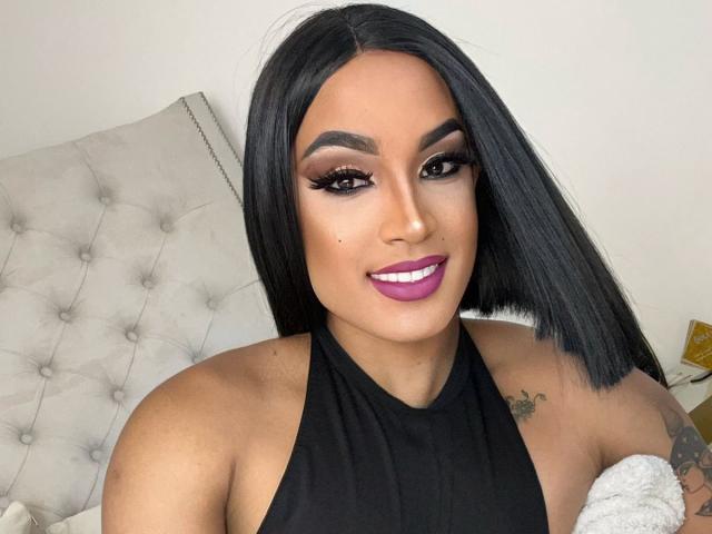 CarlyMartiness - Sexe cam en vivo - 19350110