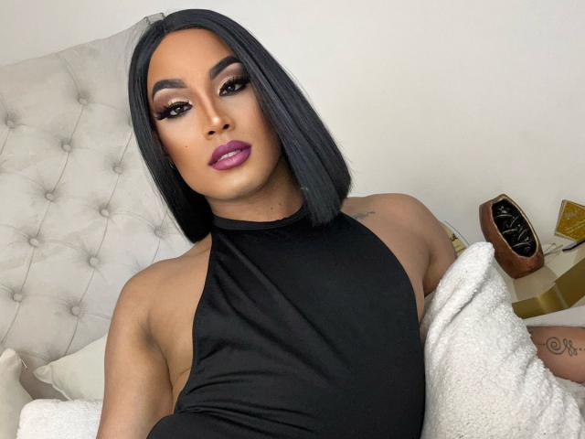 CarlyMartiness - Live sex cam - 19350126