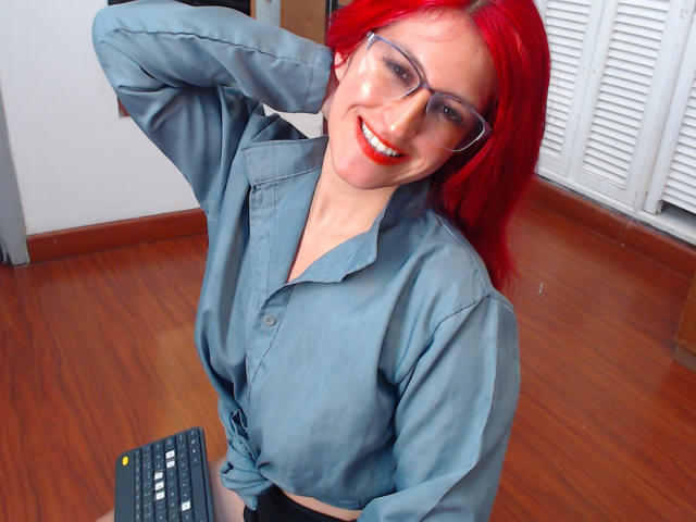 GwenRoux - Live porn &amp; sex cam - 19351290