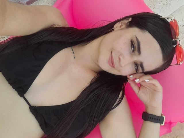 AriannaMour - Live porn &amp; sex cam - 19352926